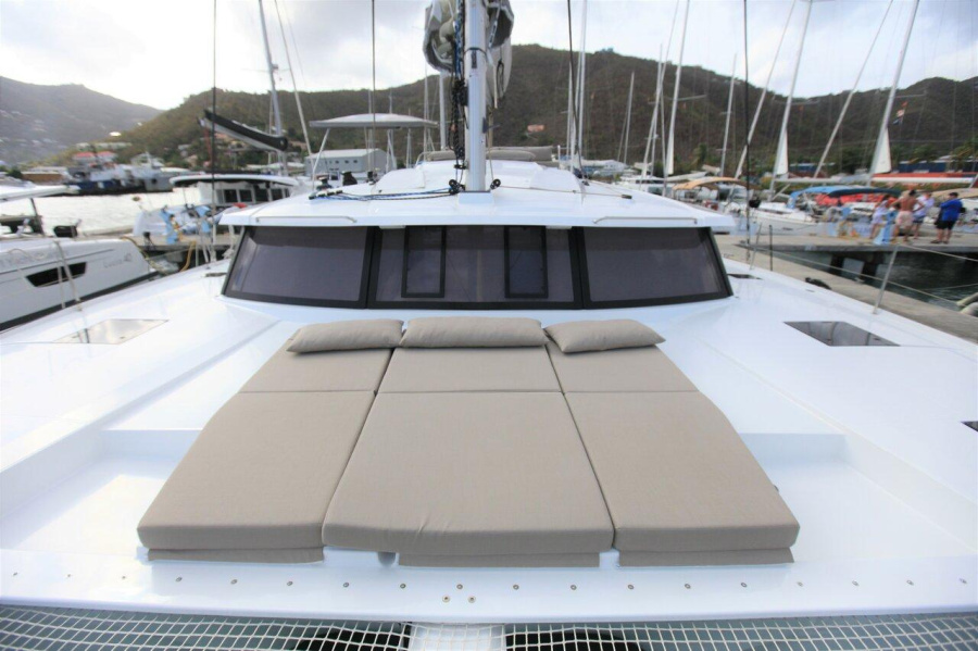 Photo #4 - Fountaine Pajot Saona 47 - 5 cab. (Long Story) in Road Town - 28107