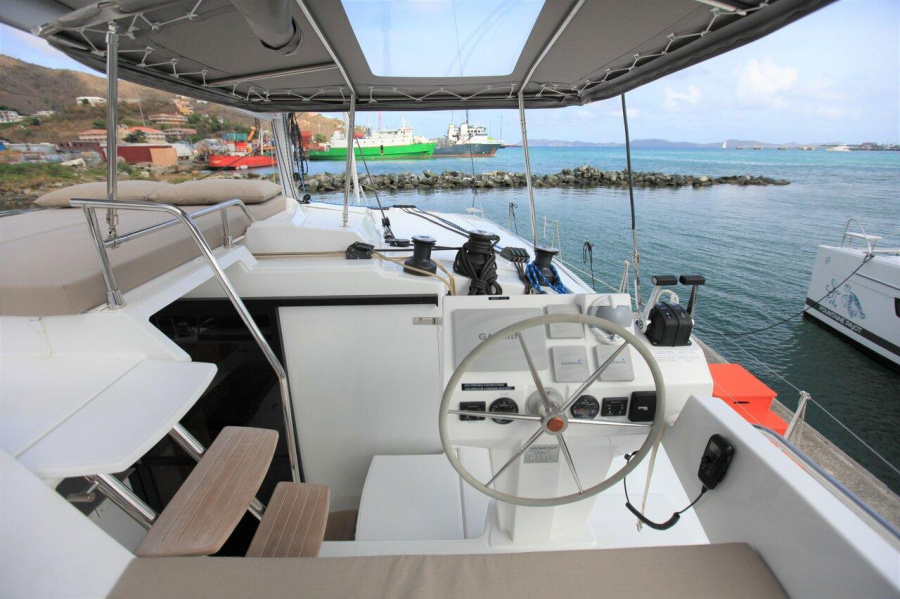 Photo #13 - Fountaine Pajot Saona 47 - 5 cab. (Long Story) in Road Town - 28107
