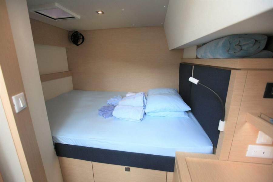 Photo #23 - Fountaine Pajot Saona 47 - 5 cab. (Long Story) in Road Town - 28107