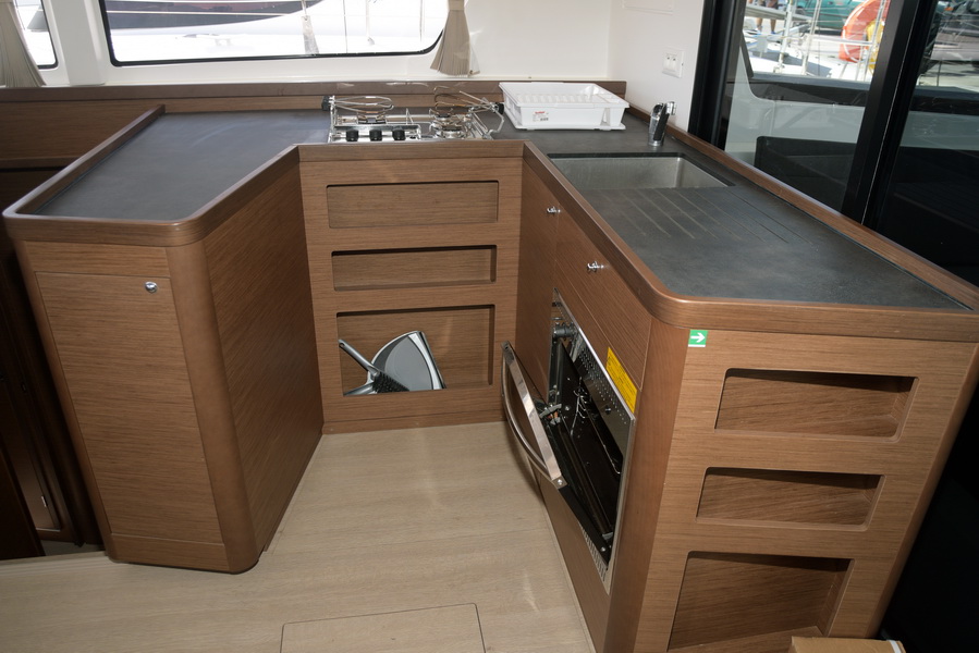 Photo #7 - Lagoon 42 - 4 + 2 cab. (DREMMWEL) in Trogir - 28163