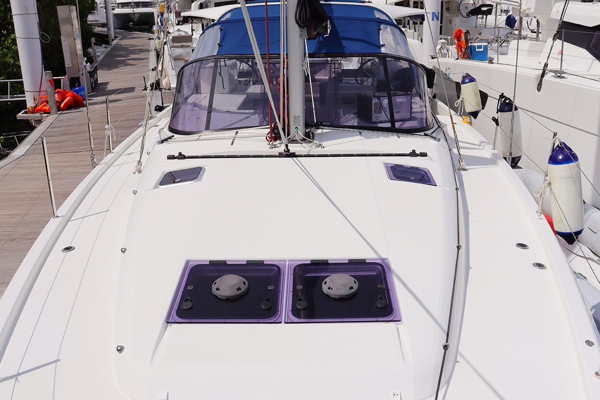Photo #4 - Sun Loft 47 - 6 + 1 cab. (Linnea) in Nanny Cay - 28206