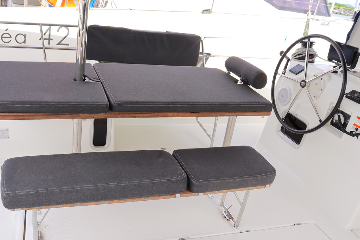 Photo #9 - Sun Loft 47 - 6 + 1 cab. (Linnea) in Nanny Cay - 28206