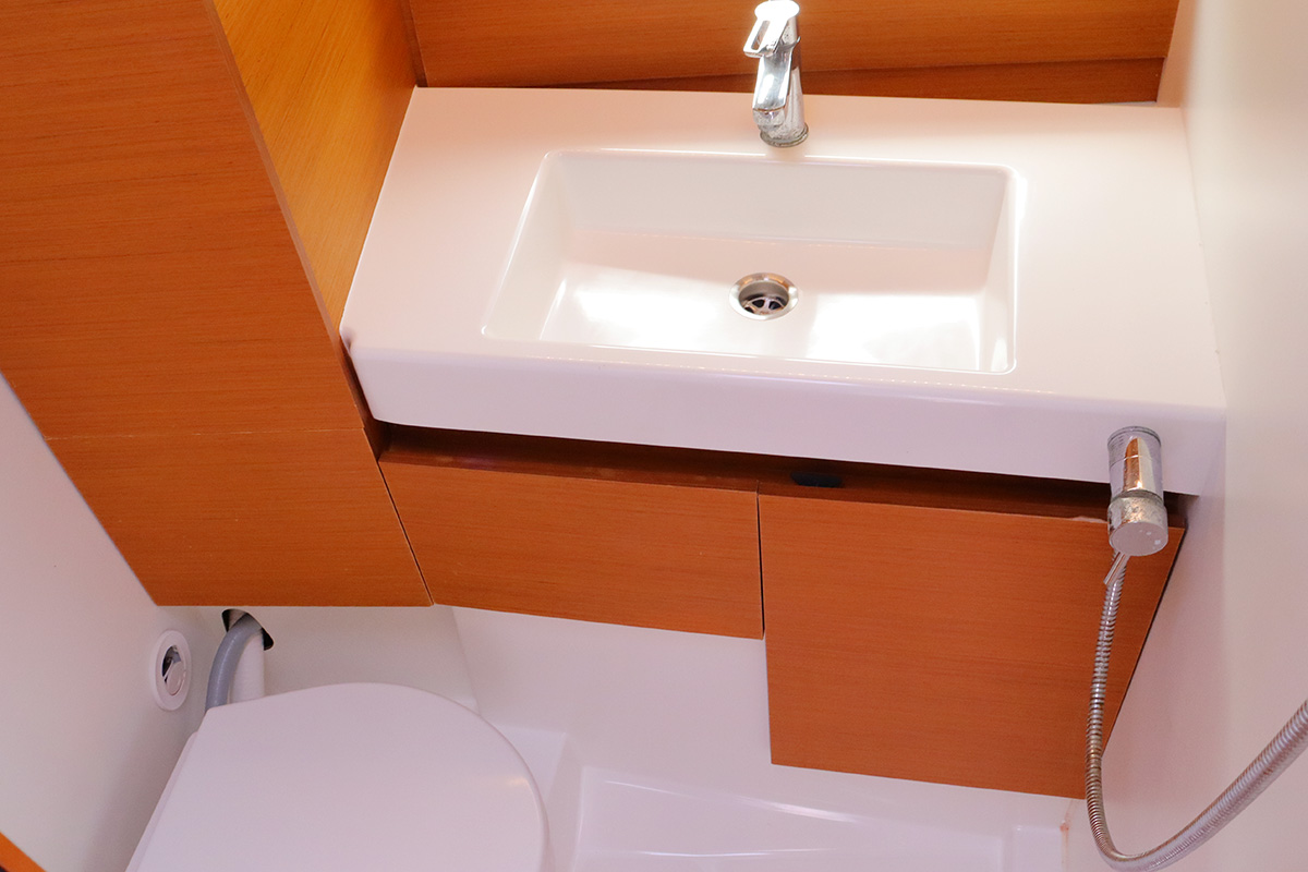 Photo #26 - Sun Loft 47 - 6 + 1 cab. (Linnea) in Nanny Cay - 28206