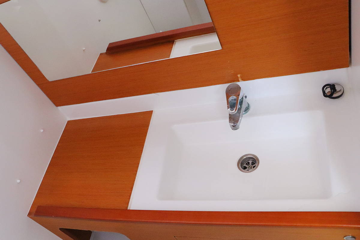 Photo #29 - Sun Loft 47 - 6 + 1 cab. (Linnea) in Nanny Cay - 28206