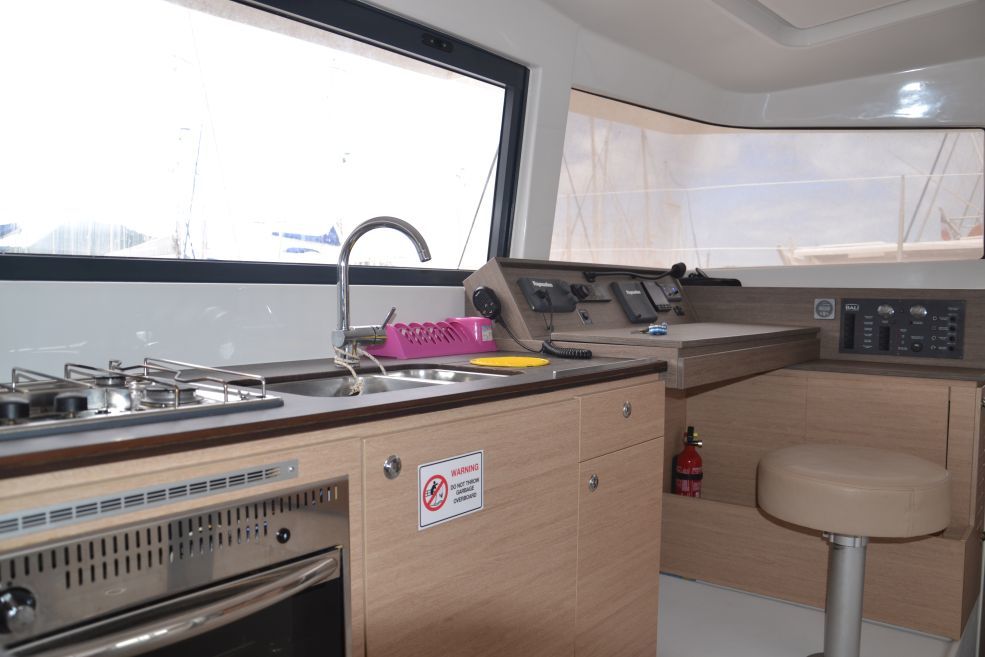 Photo #7 - Bali 4.0 - 4 + 2 cab. (KUPA) in Le Marin - 28227