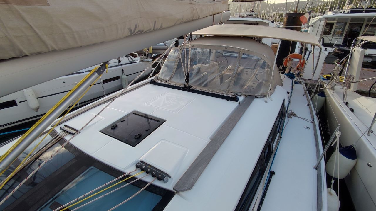 Photo #5 - Dufour 412 GL (BEQUIA) in Le Marin - 28231