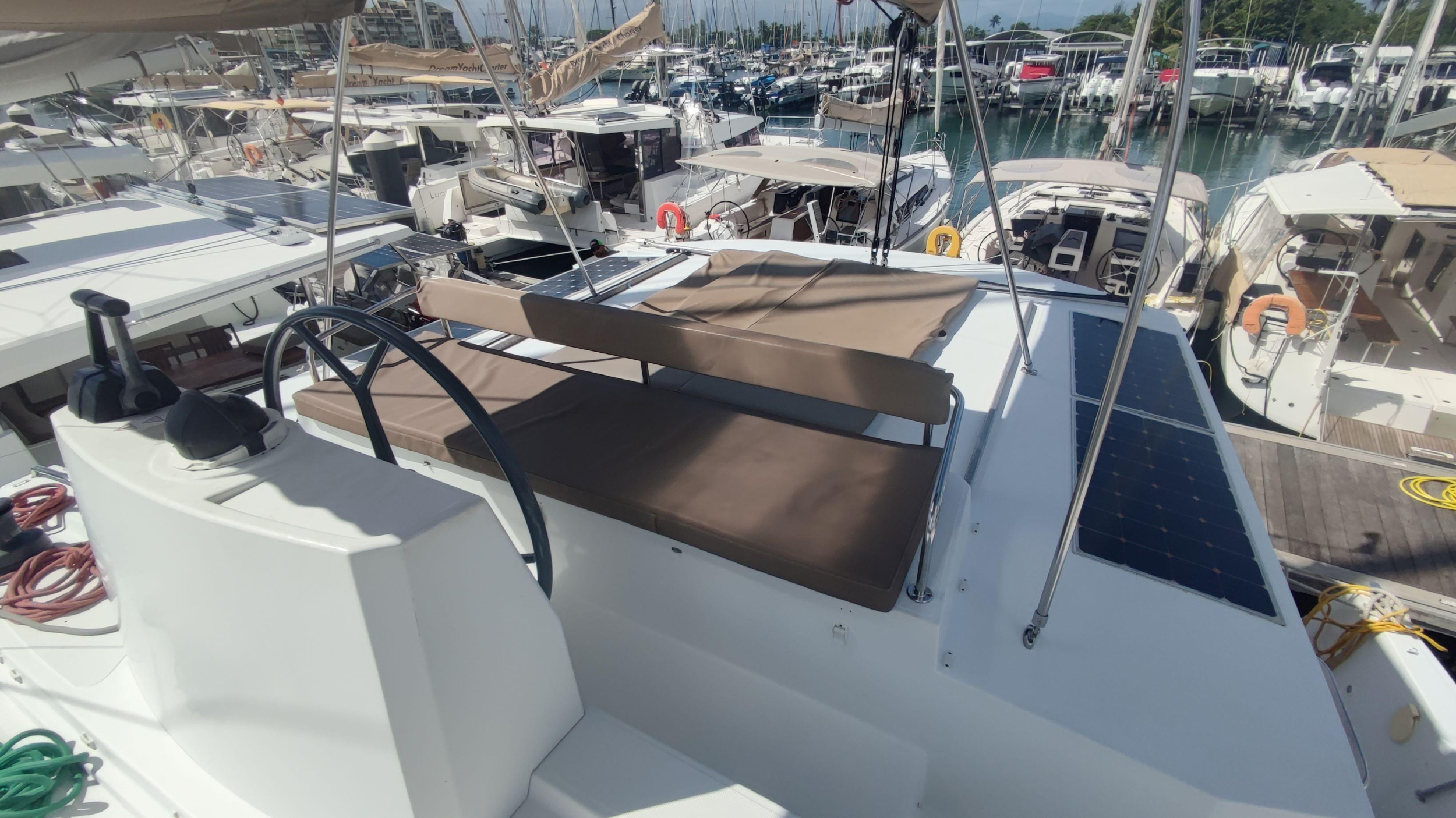 Photo #5 - Bali 4.5 - 4 + 2 cab. (BONAIRE) en Le Marin - 28235
