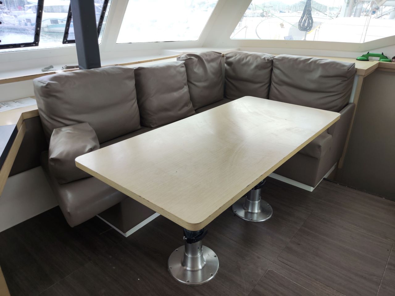Photo #10 - Fountaine Pajot Lucia 40 - 4 cab. (BALISIER) en Sibenik - 28239