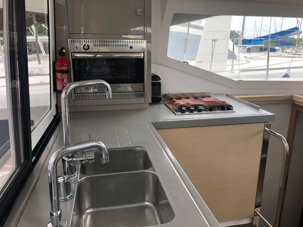 Photo #7 - Fountaine Pajot Lucia 40 - 4 cab. (FLAMBOYANT) in San Giorgio - 28240