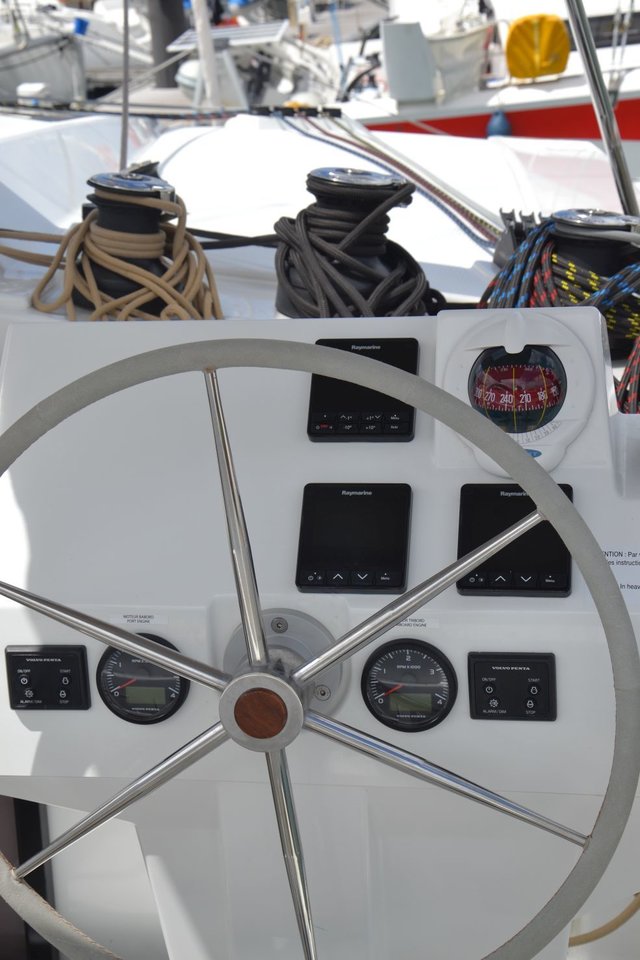 Photo #5 - Fountaine Pajot Saona 47 Quintet - 5 + 1 cab. (PENFRET) en Anse Marcel - 28246