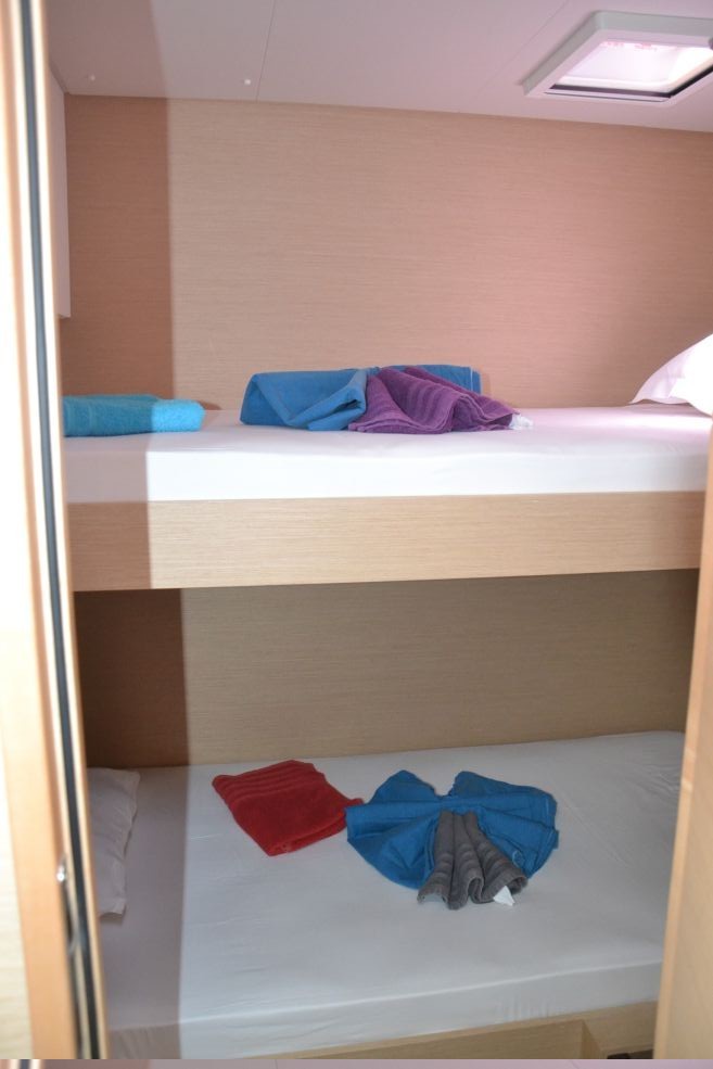 Photo #11 - Fountaine Pajot Saona 47 Quintet - 5 + 1 cab. (CIGOGNE) in Le Marin - 28247