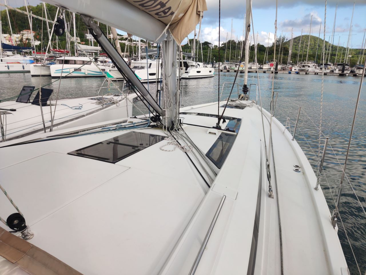 Photo #4 - Oceanis 51.1 - 5 + 1 cab. (KLIMT) in Le Marin - 28256