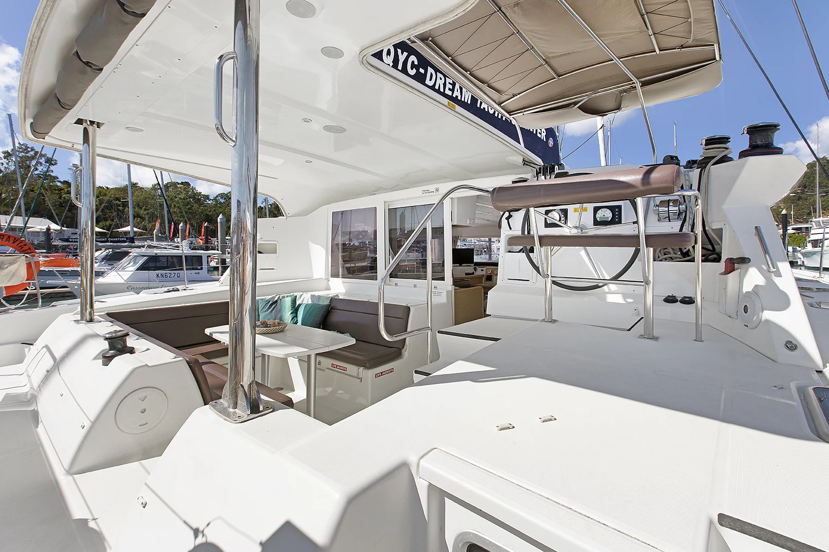 Lagoon 421 (TRAVIATA 1)  - 2
