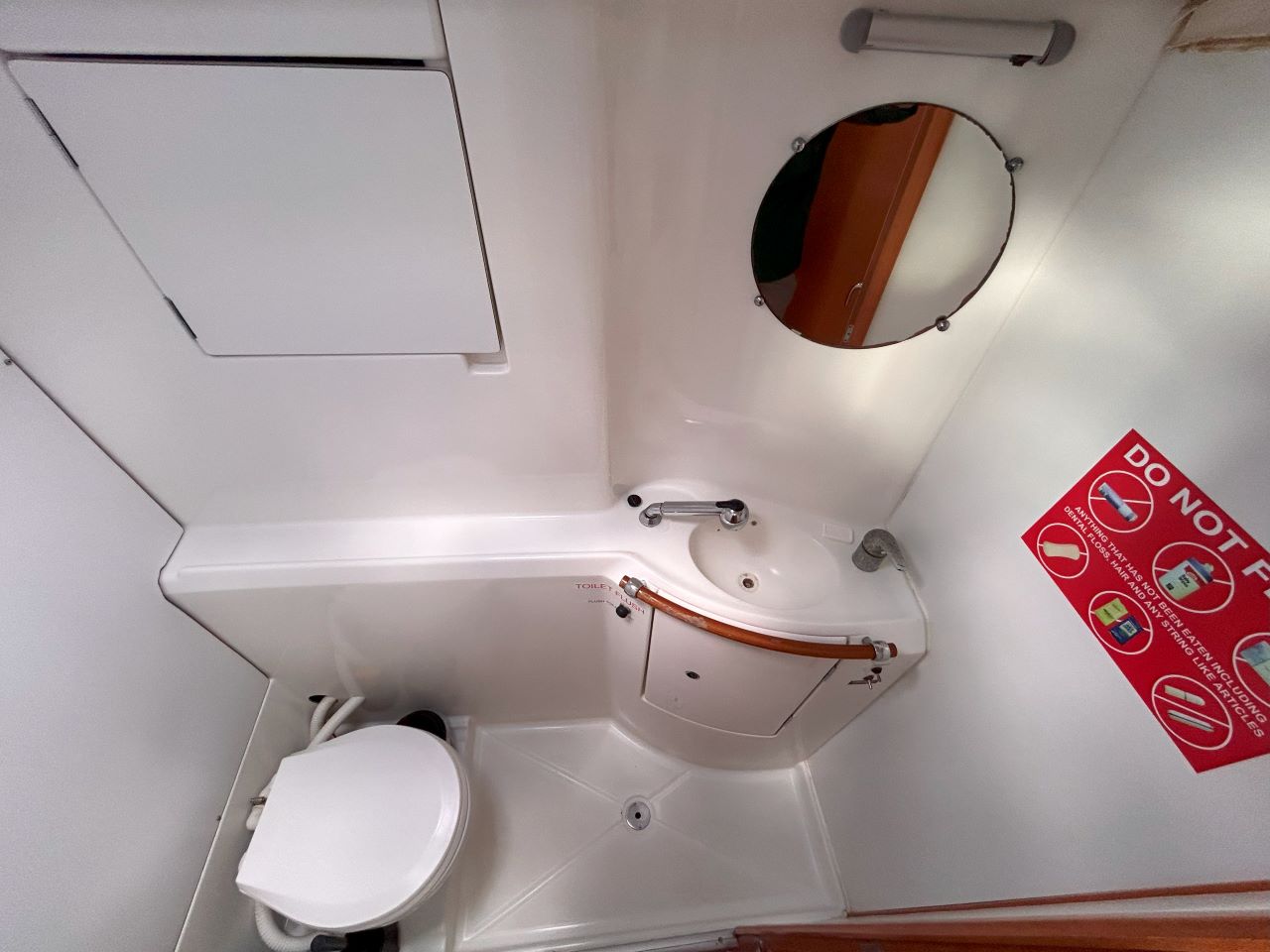 Photo #11 - Lagoon 380 - 4 cab. (LUNASEA) en Airlie Beach - 28320