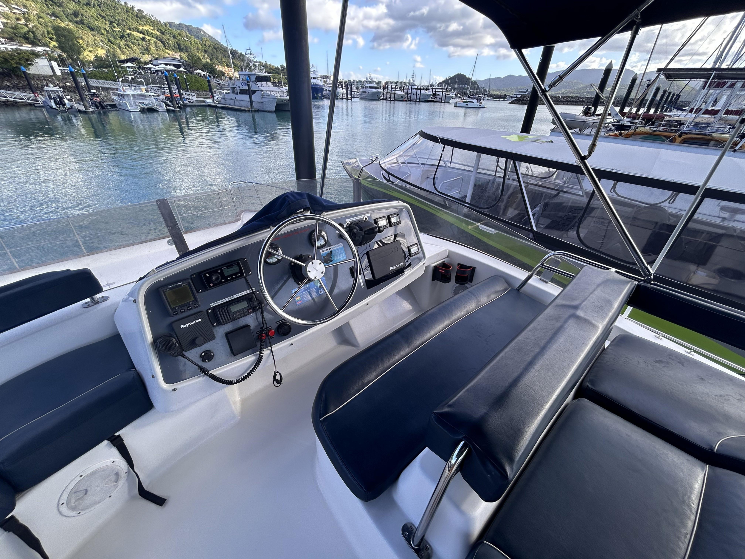 Photo #4 - Cumberland 46 - 4 cab. (DIMANCHE) in Airlie Beach - 28332