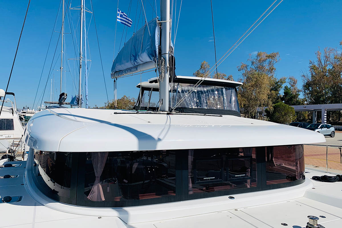 Photo #9 - Lagoon 42 - 4 + 2 cab. (Mayialena) in Elliniko - 28455