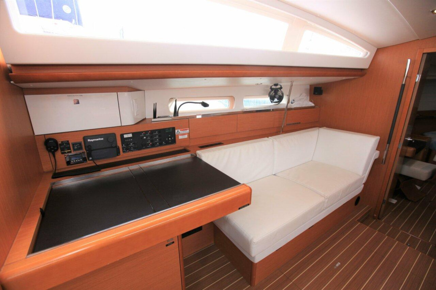 Photo #13 - Sun Odyssey 44 DS - 2 cab. (Good Decision) in Road Town - 28457