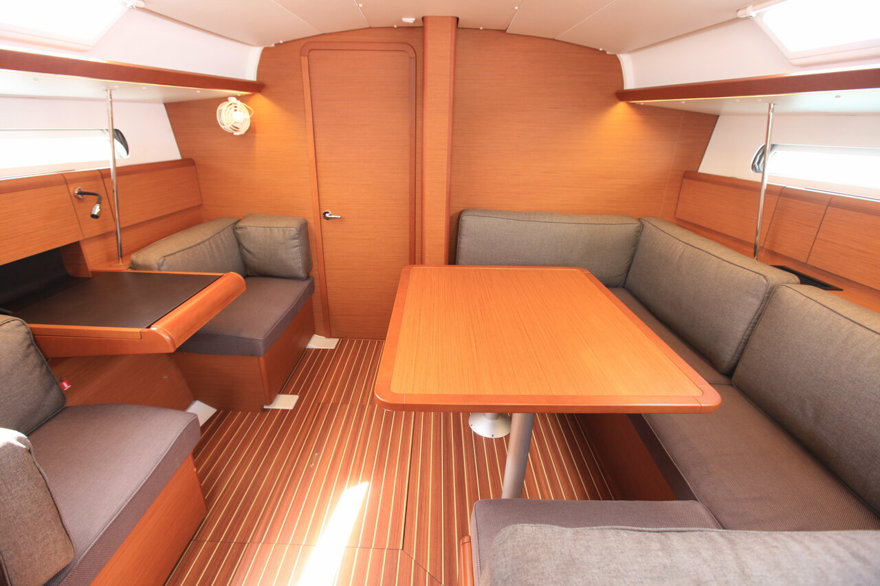 Photo #8 - Sun Odyssey 419 - 3 cab. (Indian Chief) en Road Town - 28462