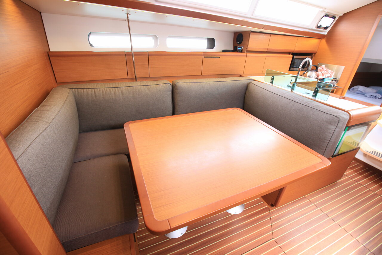 Photo #9 - Sun Odyssey 419 - 3 cab. (Indian Chief) en Road Town - 28462
