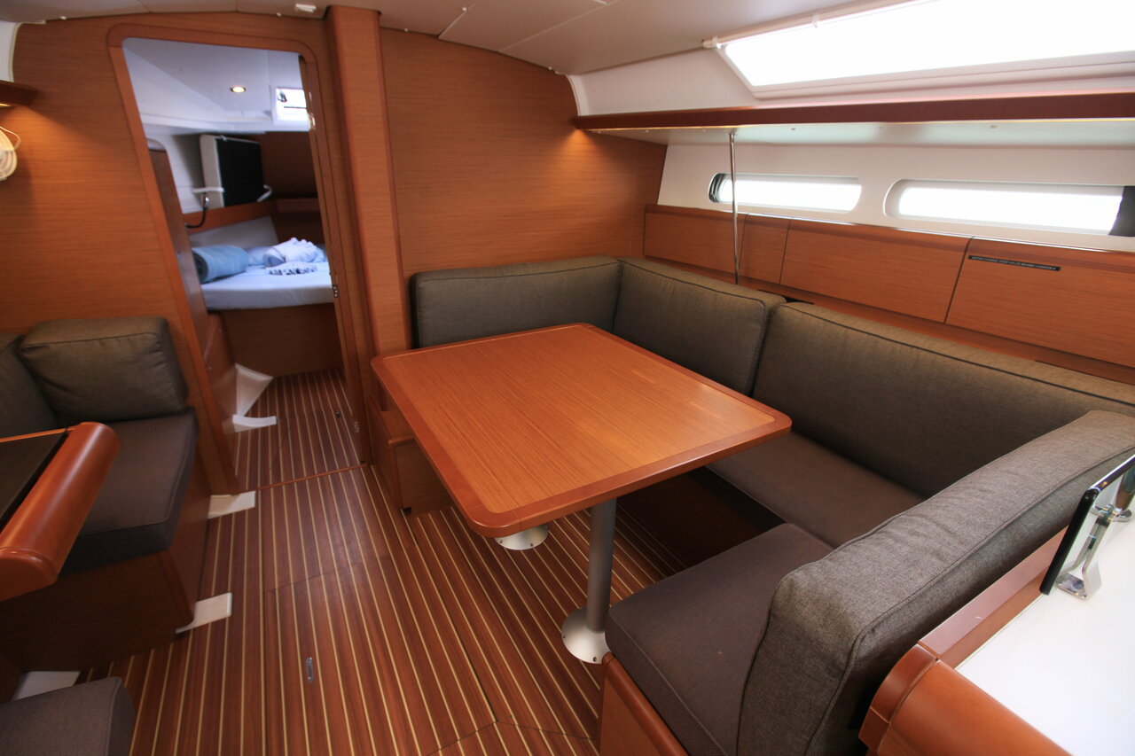 Photo #12 - Sun Odyssey 419 - 3 cab. (Indian Chief) en Road Town - 28462