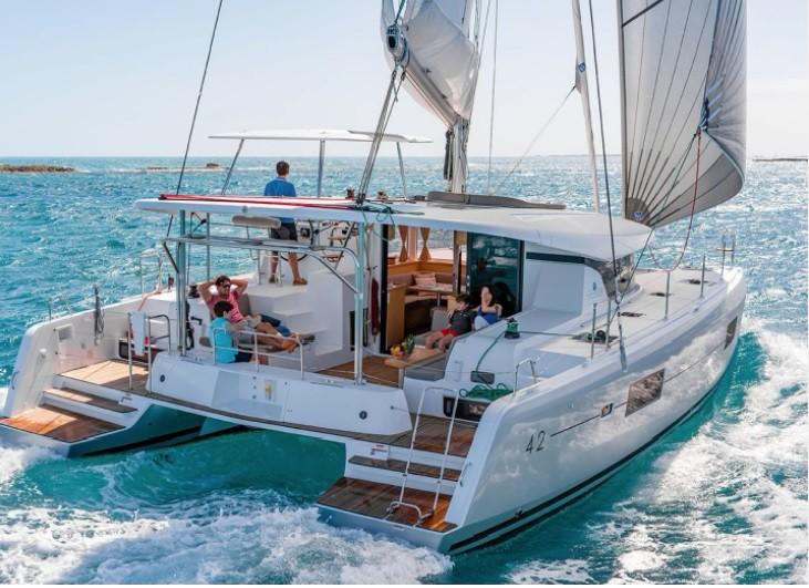 Photo #8 - Lagoon 42 - 4 + 2 cab. (APRES SAIL) in Placencia - 28512