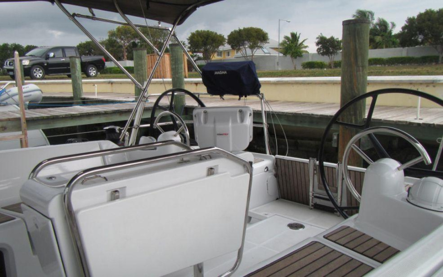 Photo #7 - Sun Odyssey 409 (Pegasus) in Nassau - 28525