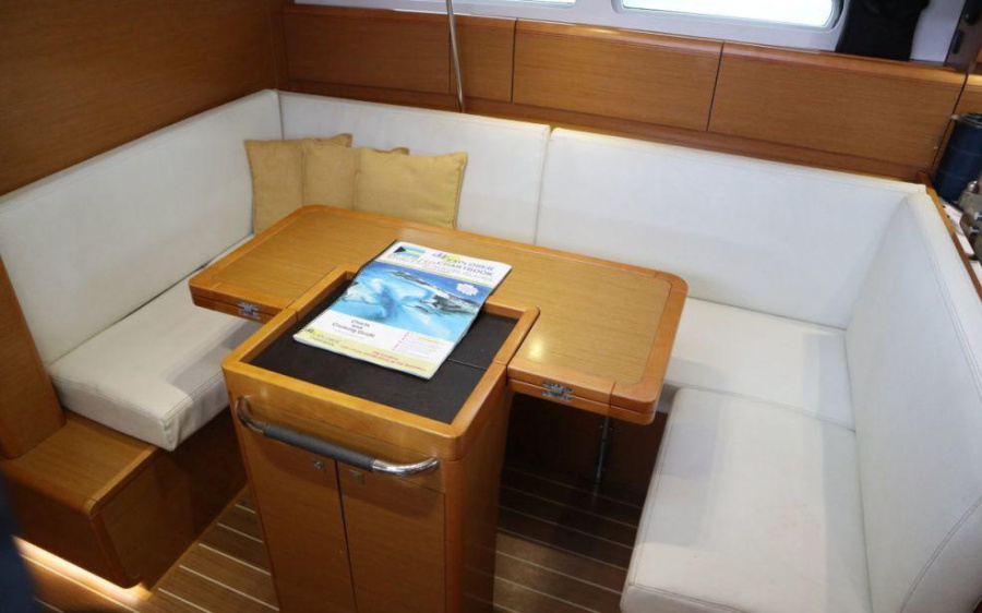 Photo #15 - Sun Odyssey 409 (Pegasus) in Nassau - 28525