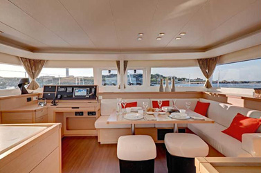 Photo #4 - Lagoon 450 S - 4 + 2 cab. (PANUI) in Jolly Harbour - 28534