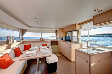Photo #6 - Lagoon 450 S - 4 + 2 cab. (WAZODEZIL) en Marsh Harbour - 28559