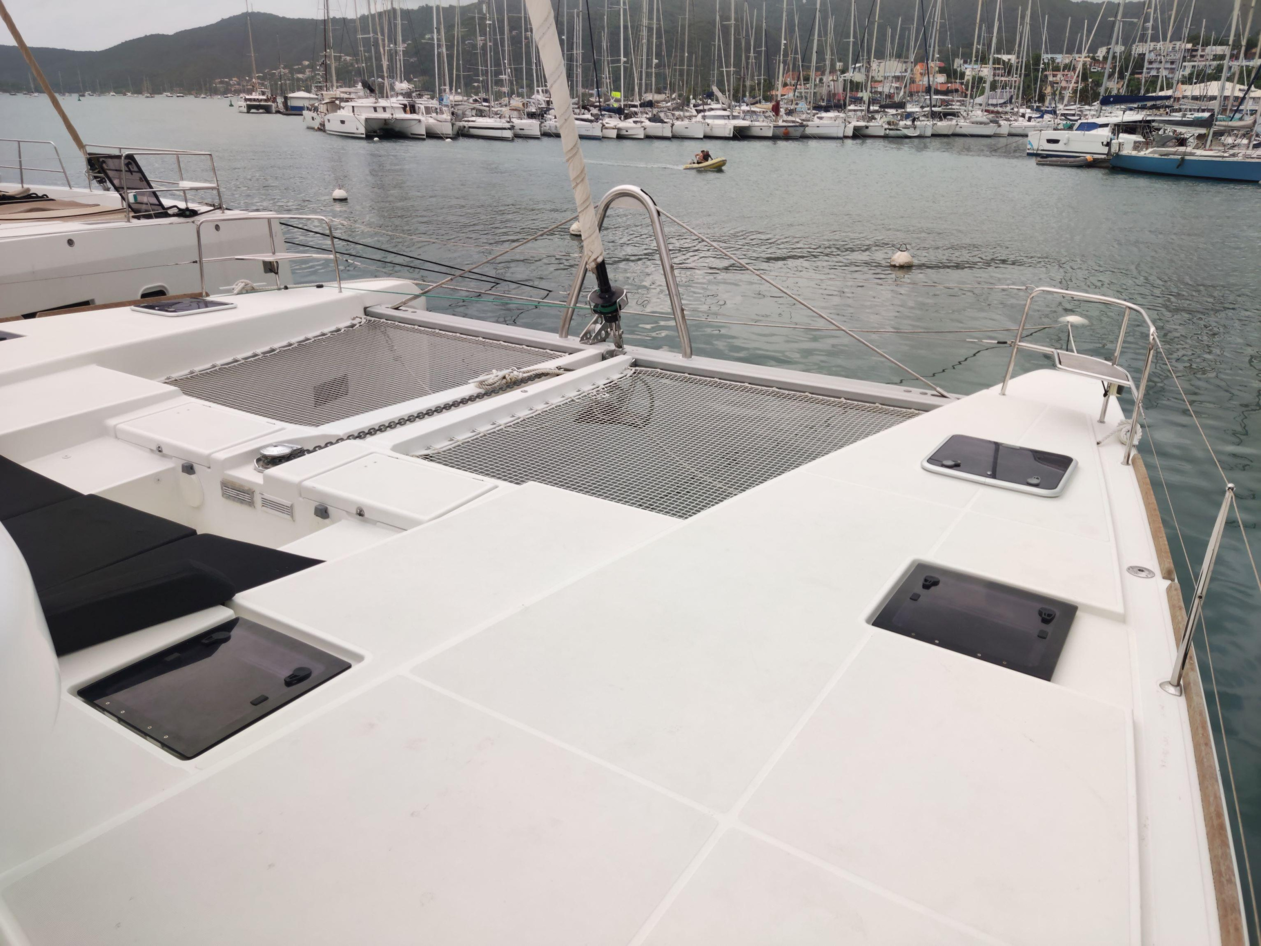 Photo #4 - Lagoon 52 F - 6 + 2 cab. (SHAMA) in Le Marin - 28576
