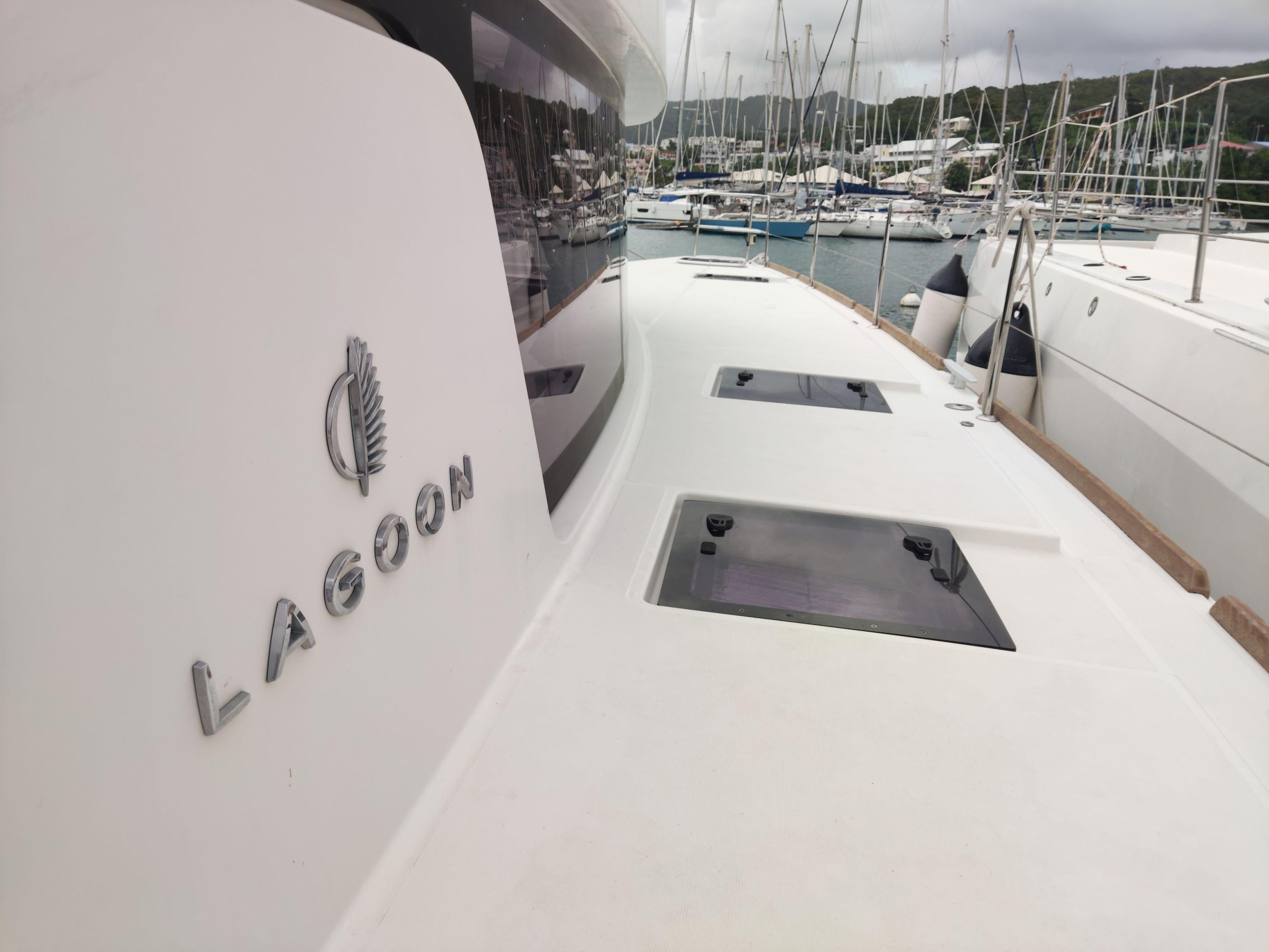 Photo #5 - Lagoon 52 F - 6 + 2 cab. (SHAMA) in Le Marin - 28576