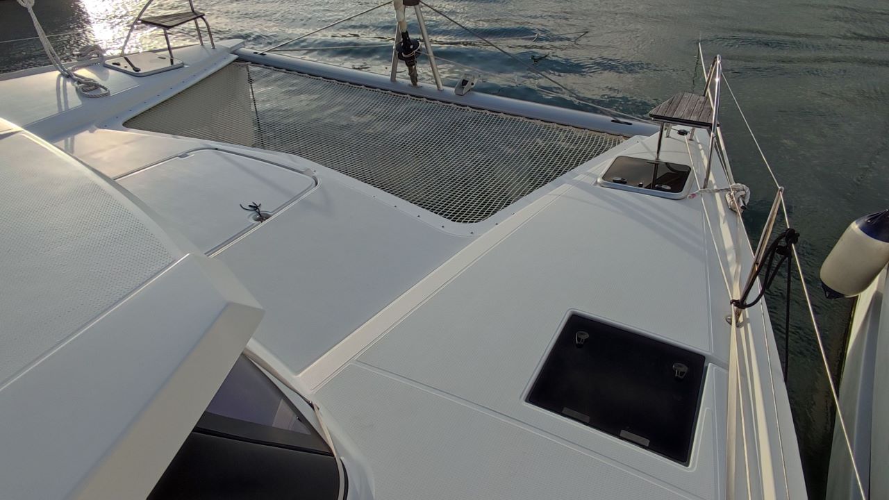 Photo #5 - Fountaine Pajot Lucia 40 - 4 cab. (HARFANG) en Le Marin - 28577