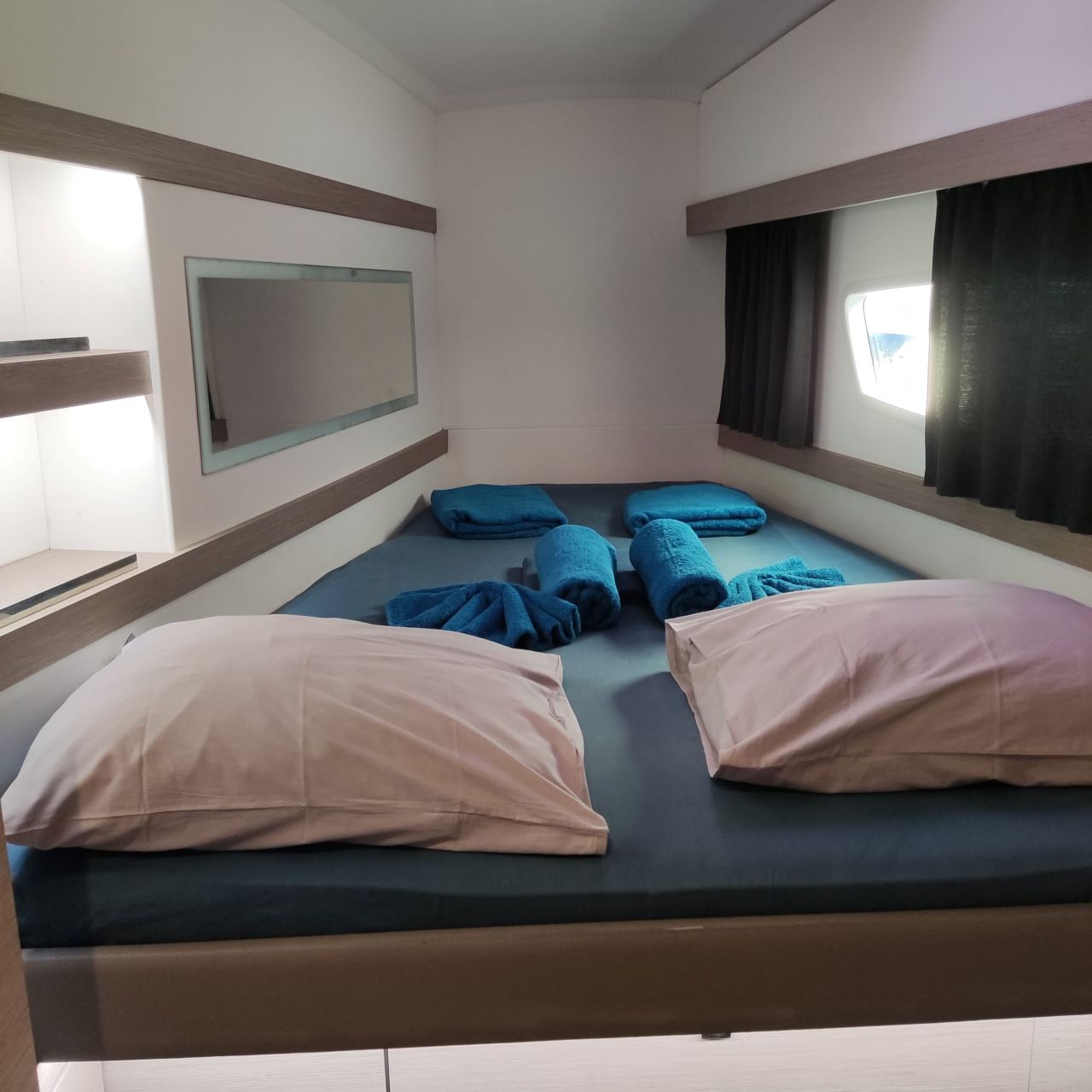Photo #15 - Fountaine Pajot Lucia 40 - 4 cab. (HARFANG) en Le Marin - 28577