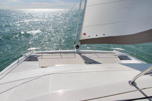 Photo #10 - Bali 5.4 - 5 + 2 cab (AD ASTRA) in St. Thomas - 28580