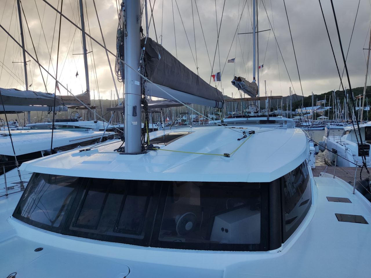 Photo #4 - Fountaine Pajot Lucia 40 - 4 cab. (HIBISCUS) in Ajaccio - 28614