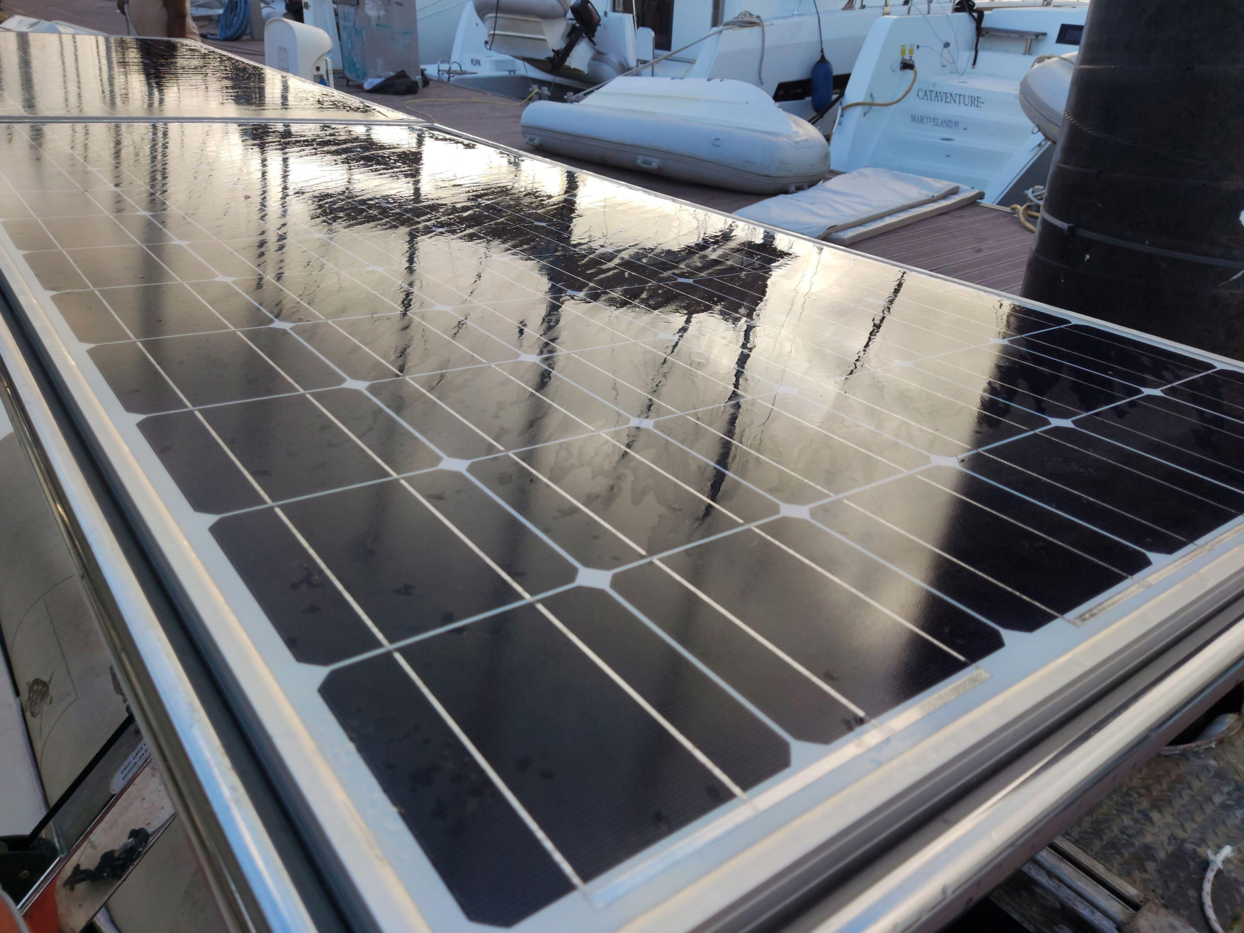 Photo #8 - Fountaine Pajot Lucia 40 - 4 cab. (HIBISCUS) in Ajaccio - 28614