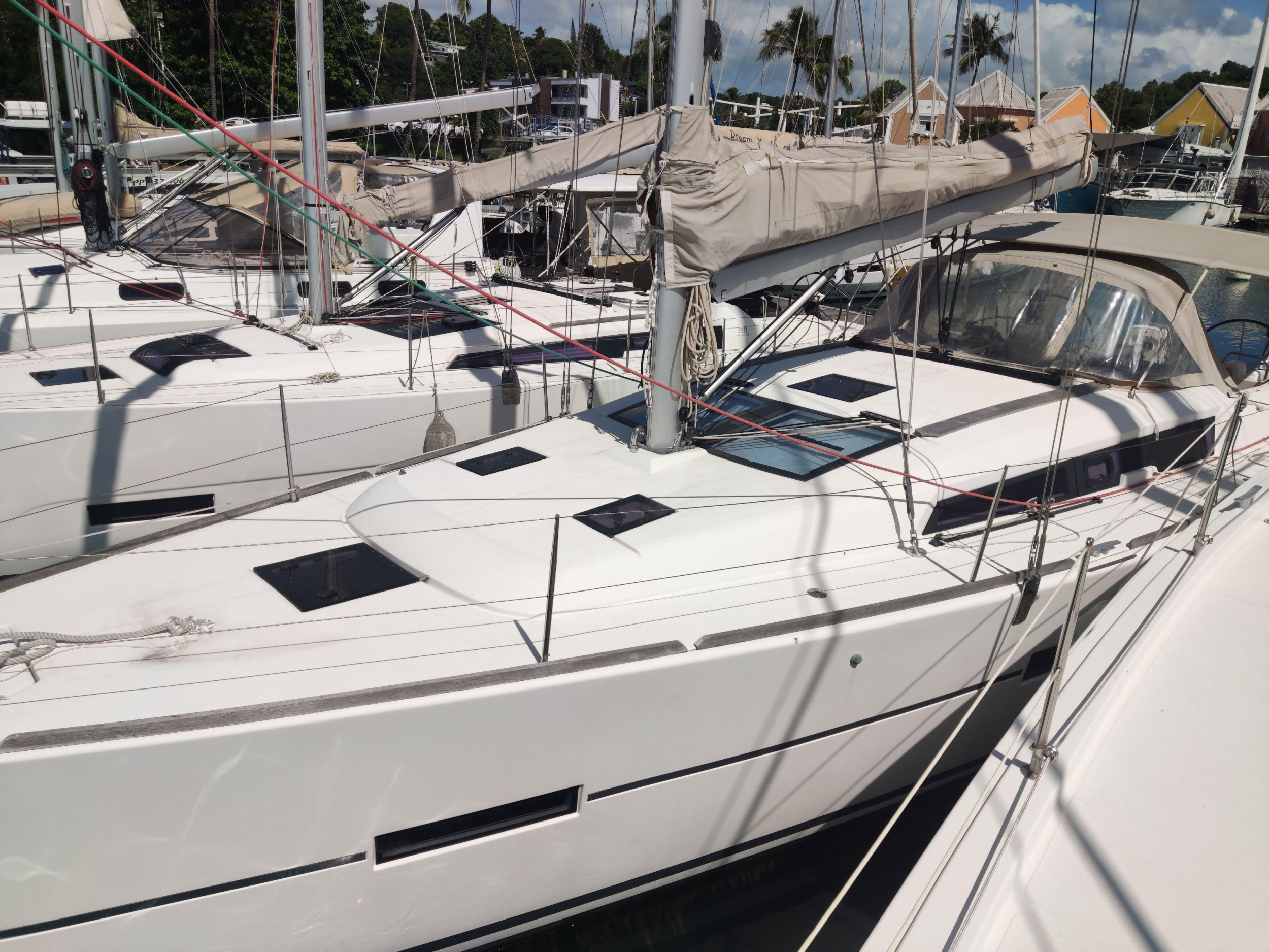 Photo #5 - Dufour 412 GL (BERMUDA) in Bas du Fort - 28619