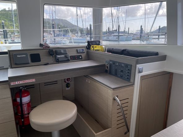 Photo #14 - Bali 4.3 (NAUTILUS) in Airlie Beach - 28643