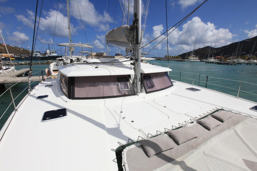 Photo #6 - Helia 44 - 5 cab. (Kalm Waters) en Road Town - 28702