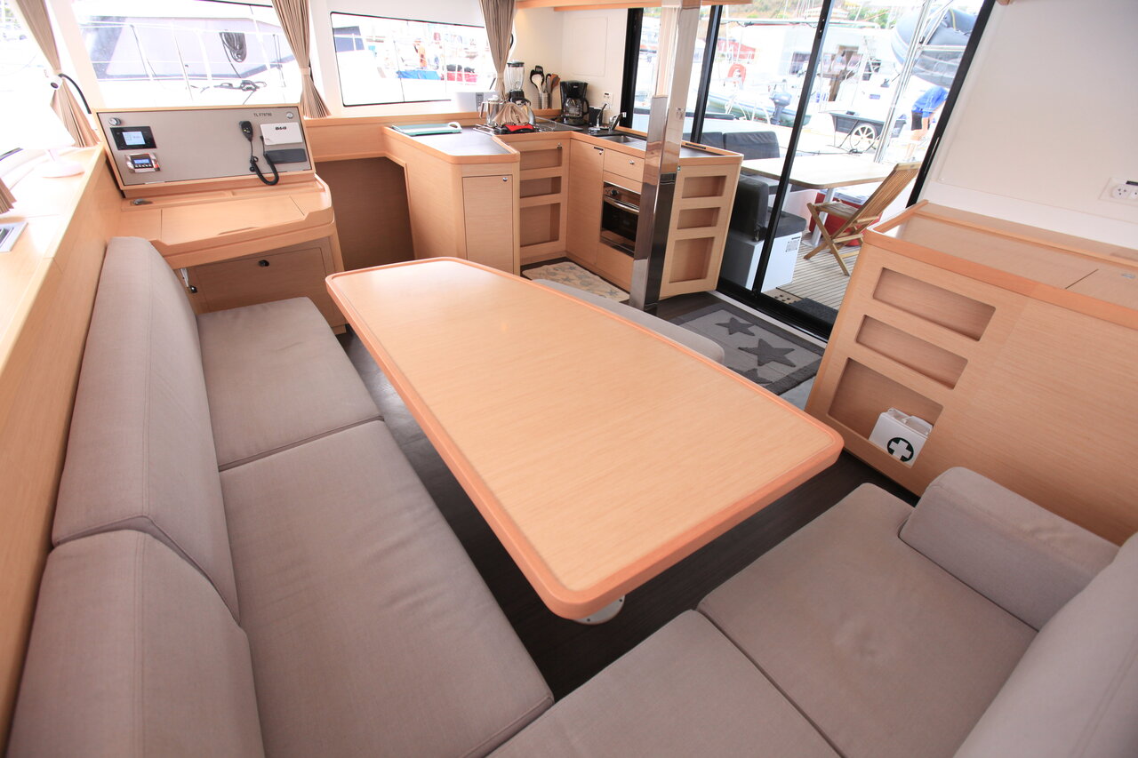 Photo #12 - Lagoon 42 - 4 + 1 cab. (Stella) in Road Town - 28719