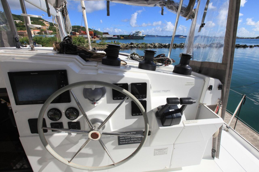 Photo #6 - Fountaine Pajot Lucia 40 - 3 cab. (Shelly Kay) en Road Town - 28727