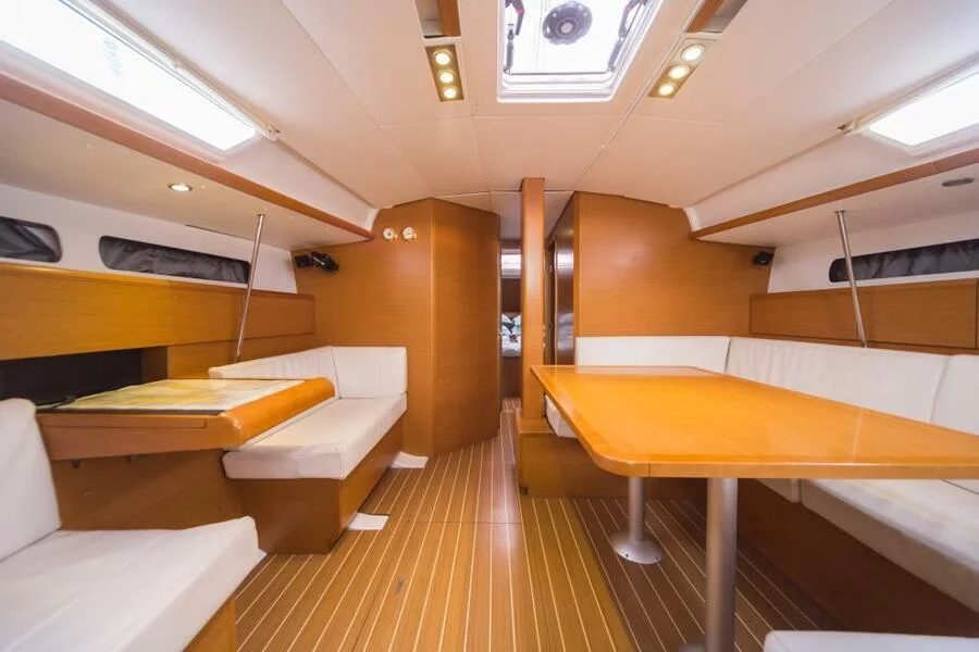 Sun Odyssey 439 (THALES )  - 15