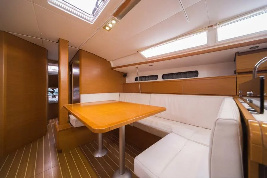 Sun Odyssey 439 (THALES )  - 16