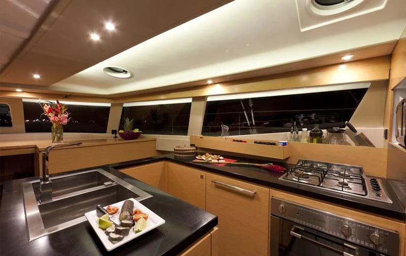 Fountaine Pajot Sanya 57 (CAPERIC III - Skippered Only )  - 14