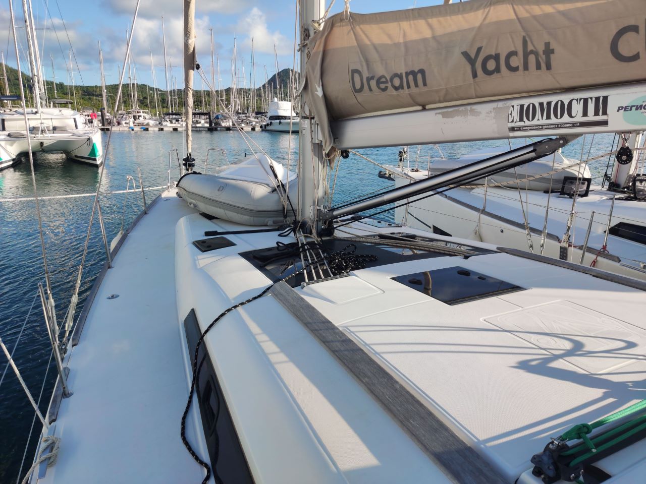 Photo #4 - Dufour 460 GL - 5 cab. (IBIS) in Le Marin - 28967