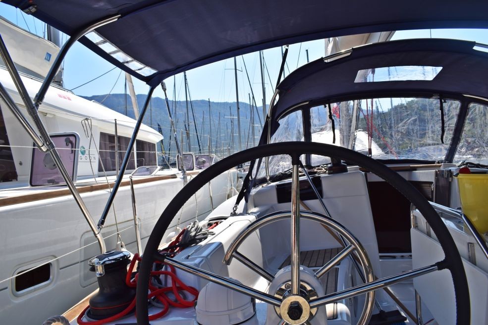 Photo #4 - Sun Odyssey 419 - 3 cab. (VUILLARD) en Anse Marcel - 29034