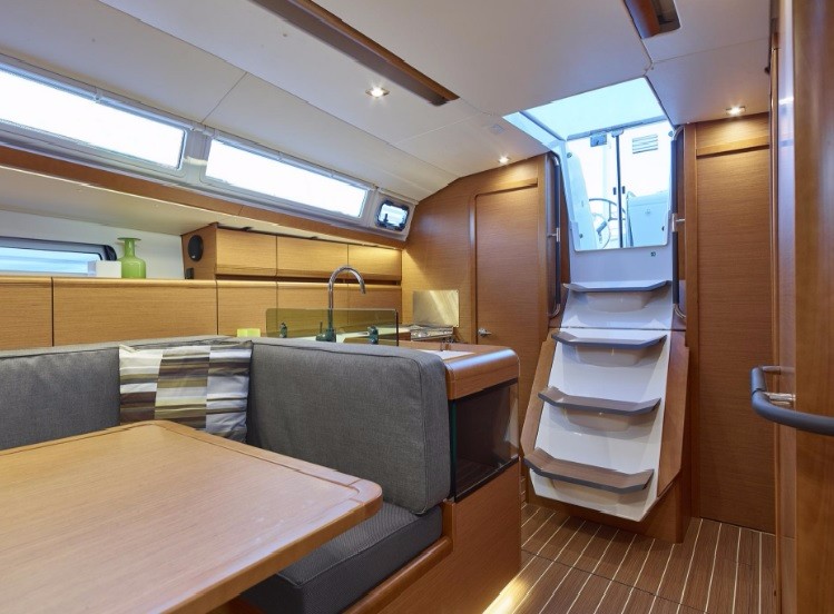 Photo #6 - Sun Odyssey 419 - 3 cab. (VUILLARD) en Anse Marcel - 29034