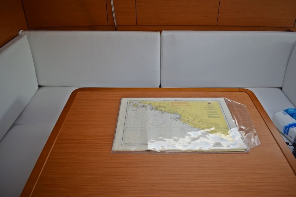 Photo #8 - Sun Odyssey 419 - 3 cab. (VUILLARD) en Anse Marcel - 29034