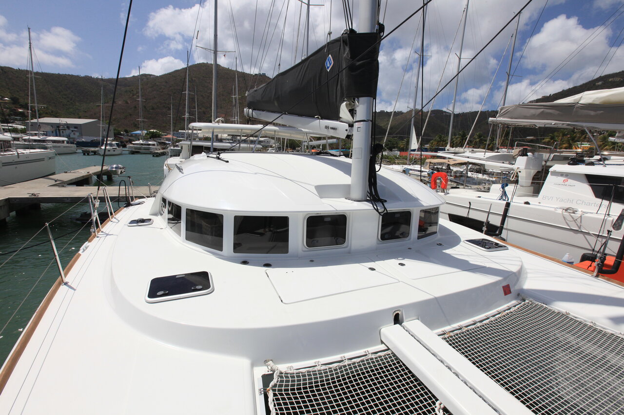 Photo #7 - Lagoon 380 - 3 cab. (Saint Blue) in Road Town - 29056