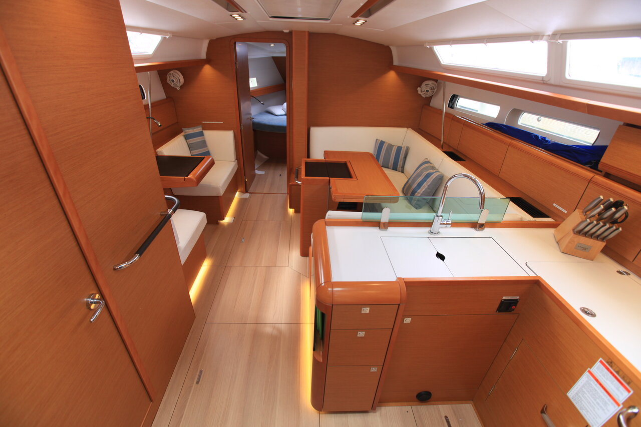 Photo #9 - Sun Odyssey 419 - 3 cab. (Jillsee) en Road Town - 29058